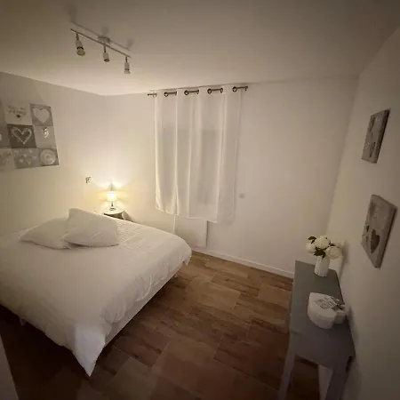 Belle Maison Neuve Au Calme Reposant Apartamento *